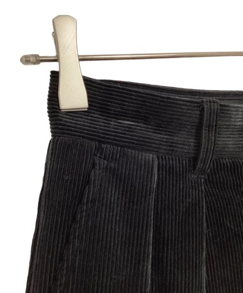 journal standard L'essage（ジャーナルスタンダード レサージュ）journal standard L'essage (ジャーナルスタンダード レサージュ) ストレッチコーデュロイ 2タックパンツ ブラック サイズ:36の古着・服飾アイテム