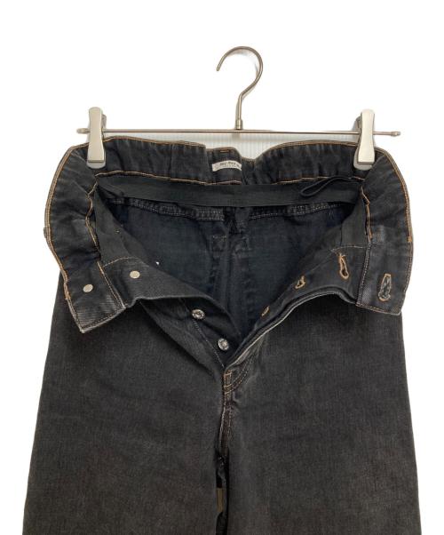 MIU MIU（ミュウミュウ）MIU MIU (ミュウミュウ) ウエストギャザーテーパードデニム ブラック サイズ:25の古着・服飾アイテム