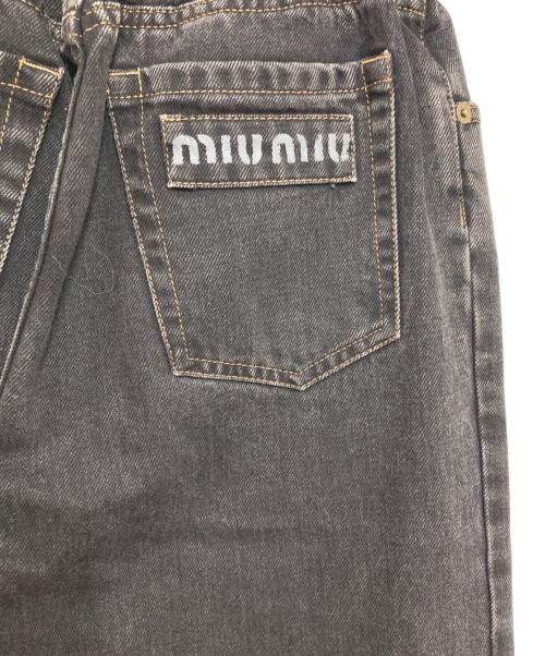MIU MIU（ミュウミュウ）MIU MIU (ミュウミュウ) ウエストギャザーテーパードデニム ブラック サイズ:25の古着・服飾アイテム