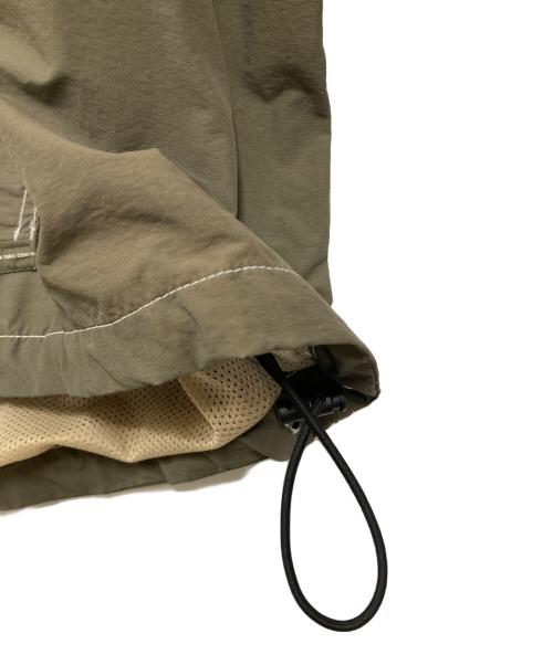 TIGHTBOOTH PRODUCTION（タイトブースプロダクション）TIGHTBOOTH PRODUCTION (タイトブースプロダクション) CHAOS FISHING CLUB (カオスフィッシングクラブ) アノラックプルオーバー オリーブ サイズ:Mの古着・服飾アイテム