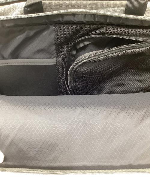 THE NORTH FACE（ザ ノース フェイス）THE NORTH FACE (ザ ノース フェイス) Shuttle Daypack グレー 未使用品の古着・服飾アイテム