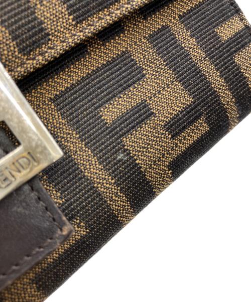 FENDI（フェンディ）FENDI (フェンディ) ズッカ柄長財布 ブラウンの古着・服飾アイテム