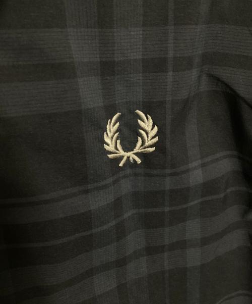 FRED PERRY（フレッドペリー）FRED PERRY (フレッドペリー) BEAMS (ビームス) ナイロンハリントンジャケット ネイビー サイズ:Sの古着・服飾アイテム