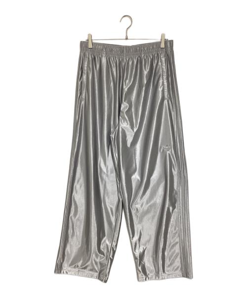 adidas（アディダス）adidas (アディダス) OVERSIZED FIRE BIRD TRACK PANT メタリックシルバー サイズ:XLの古着・服飾アイテム