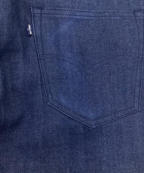 LEVI'S（リーバイス）LEVI'S (リーバイス) 505 ジーンズ レギュラーフィット ダークインディゴ サイズ:32の古着・服飾アイテム