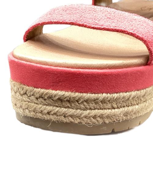 UGG（アグ）UGG (アグ) April サンダル ピンク サイズ:23の古着・服飾アイテム