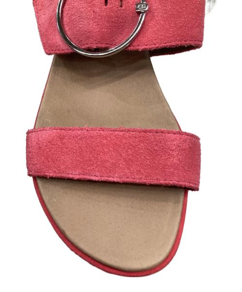 UGG（アグ）UGG (アグ) April サンダル ピンク サイズ:23の古着・服飾アイテム