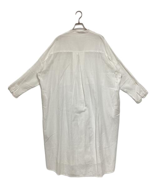 BEARDSLEY（ビアズリー）BEARDSLEY (ビアズリー) スキッパーロングシャツワンピース ホワイト サイズ:FREEの古着・服飾アイテム