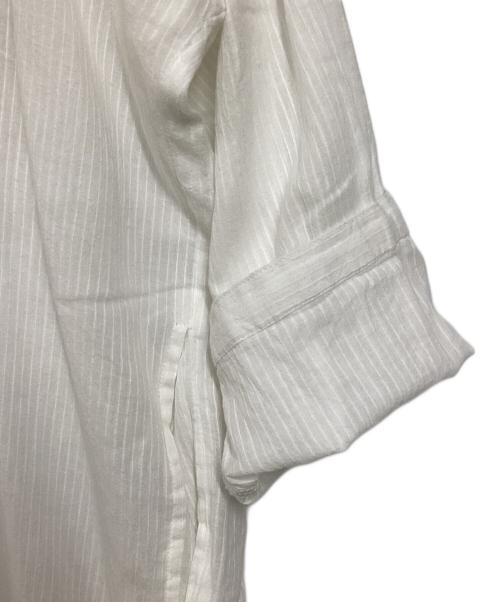 BEARDSLEY（ビアズリー）BEARDSLEY (ビアズリー) スキッパーロングシャツワンピース ホワイト サイズ:FREEの古着・服飾アイテム