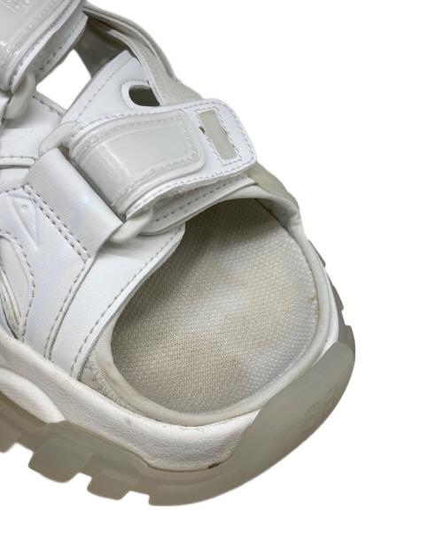 BALENCIAGA（バレンシアガ）BALENCIAGA (バレンシアガ) トラックサンダル ホワイト サイズ:38の古着・服飾アイテム