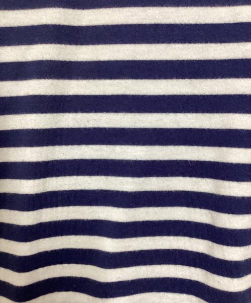 PLAY COMME des GARCONS（プレイコムデギャルソン）PLAY COMME des GARCONS (プレイコムデギャルソン) ハートロゴボーダーカットソー ホワイト×ネイビー サイズ:Sの古着・服飾アイテム