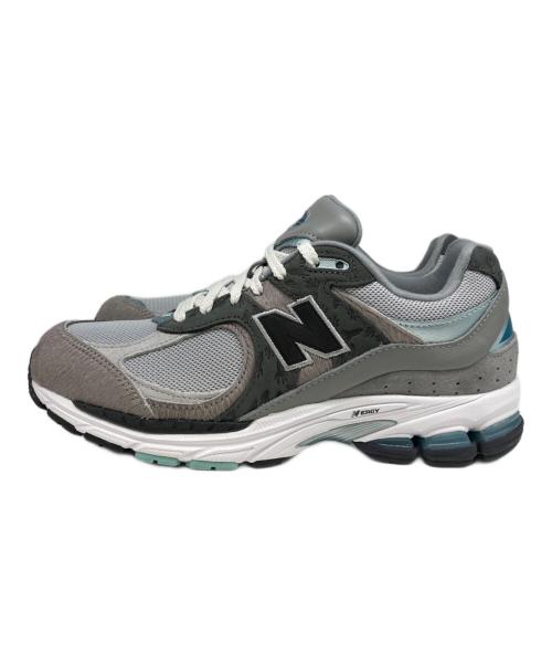 NEW BALANCE（ニューバランス）NEW BALANCE (ニューバランス) ATMOS (アトモス) 2002R ローカットスニーカー グレー×カーキ サイズ:US8の古着・服飾アイテム