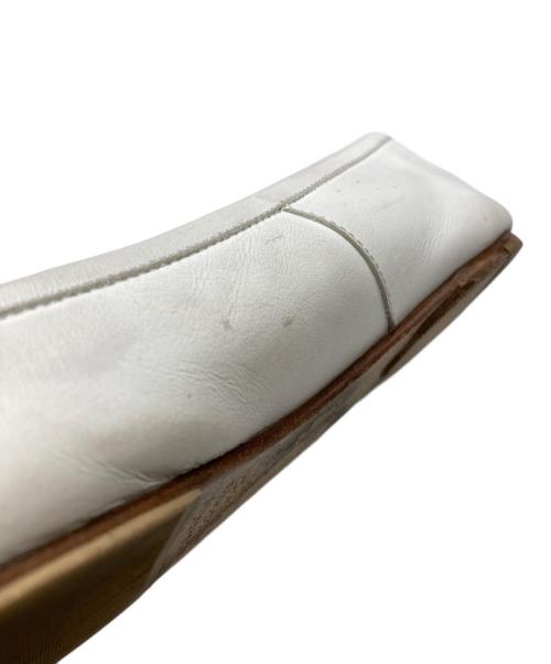 Maison Margiela 22（メゾンマルジェラ）Maison Margiela 22 (メゾンマルジェラ 22) tabi バレエシューズ ホワイト サイズ:36の古着・服飾アイテム