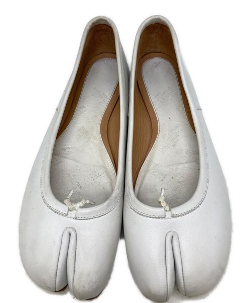 Maison Margiela 22（メゾンマルジェラ）Maison Margiela 22 (メゾンマルジェラ 22) tabi バレエシューズ ホワイト サイズ:36の古着・服飾アイテム