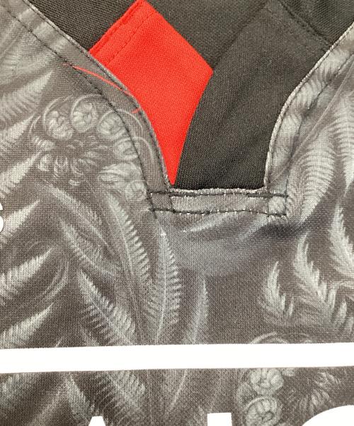 adidas（アディダス）adidas (アディダス) MAORI ALL BLACKS ホームレプリカ ジャージー レッド サイズ:Lの古着・服飾アイテム