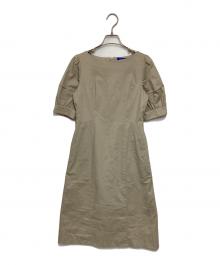 BLUE LABEL CRESTBRIDGE（ブルーレーベルクレストブリッジ）の古着「ライトスラブシャンブレーボリュームスリーブドレス」｜ベージュ