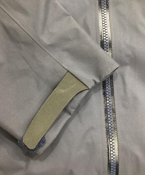 ARC'TERYX（アークテリクス）ARC'TERYX (アークテリクス) Beta AR Jacket M - Stormhood ブラックサファイア サイズ:Sの古着・服飾アイテム