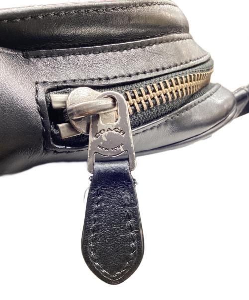 COACH（コーチ）COACH (コーチ) ボディーバッグ ブラックの古着・服飾アイテム