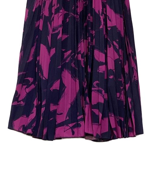 sheller（シェリエ）sheller (シェリエ) ペイントプリーツミディスカート ネイビー×ピンク サイズ:Mの古着・服飾アイテム