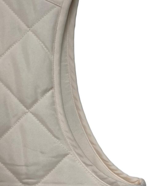 Traditional Weatherwear（トラディショナルウェザーウェア）Traditional Weatherwear (トラディショナルウェザーウェア) キルティングベスト アイボリー サイズ:36の古着・服飾アイテム