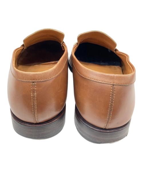 Jalan Sriwijaya（ジャランスリウァヤ）Jalan Sriwijaya (ジャランスリウァヤ) コインローファー ホワイト×ブラウン サイズ:39の古着・服飾アイテム