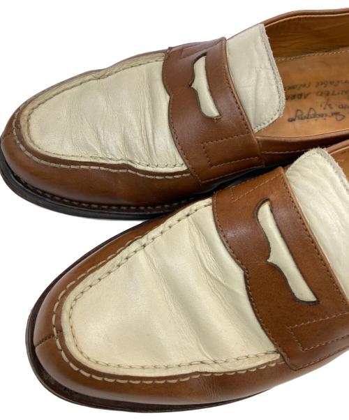 Jalan Sriwijaya（ジャランスリウァヤ）Jalan Sriwijaya (ジャランスリウァヤ) コインローファー ホワイト×ブラウン サイズ:39の古着・服飾アイテム