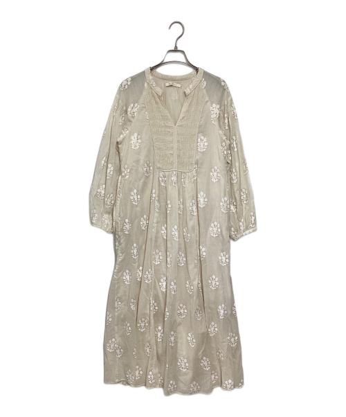 ne quittez pas（ヌキテパ）ne quittez pas (ヌキテパ) Cotton Voile Sedum Foil Print Shirring Dress ベージュ サイズ:Sの古着・服飾アイテム