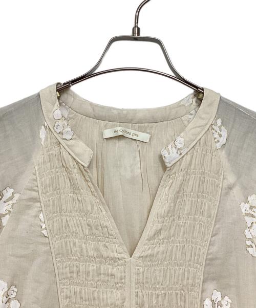 ne quittez pas（ヌキテパ）ne quittez pas (ヌキテパ) Cotton Voile Sedum Foil Print Shirring Dress ベージュ サイズ:Sの古着・服飾アイテム