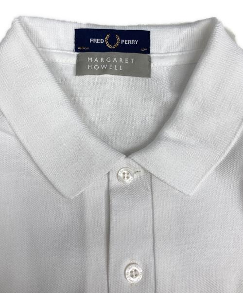 MARGARET HOWELL（マーガレットハウエル）MARGARET HOWELL (マーガレットハウエル) FRED PERRY (フレッドペリー) 別注ポロシャツ ホワイト サイズ:42の古着・服飾アイテム
