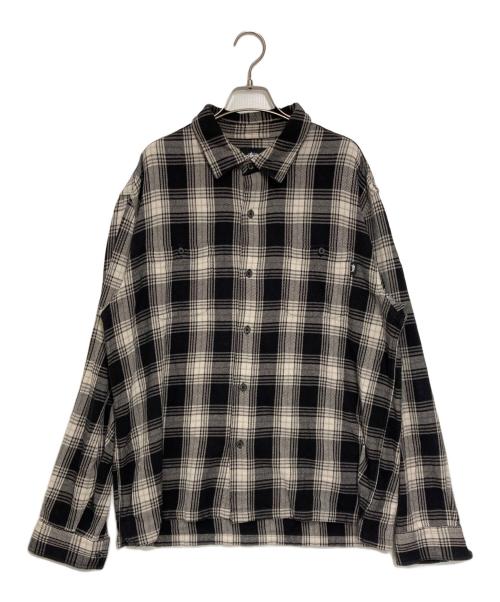 stussy（ステューシー）stussy (ステューシー) チェックシャツ ホワイト×ブラック サイズ:Lの古着・服飾アイテム