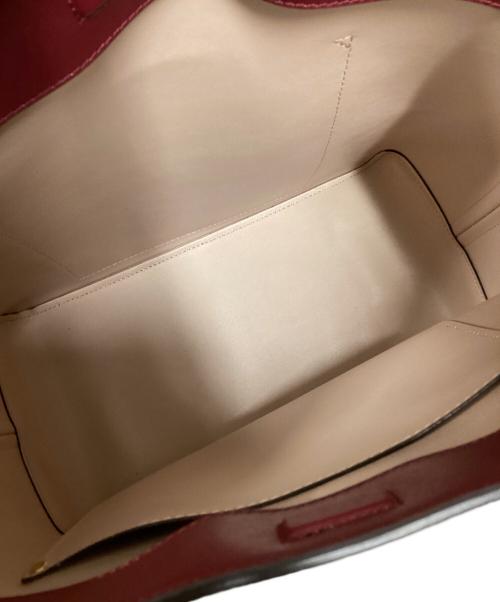 MICHAEL KORS（マイケル・コース）MICHAEL KORS (マイケルコース) Hayes LG Bucket Shoulder Leather ボルドーの古着・服飾アイテム