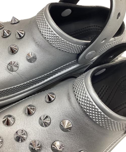 crocs（クロックス）crocs (クロックス) STOMP METALLIC SLIDE シルバー サイズ:M4 W6の古着・服飾アイテム