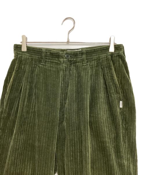 WTAPS（ダブルタップス）WTAPS (ダブルタップス) TUCK 02 CORDUROY TROUSERS グリーン サイズ:X01の古着・服飾アイテム