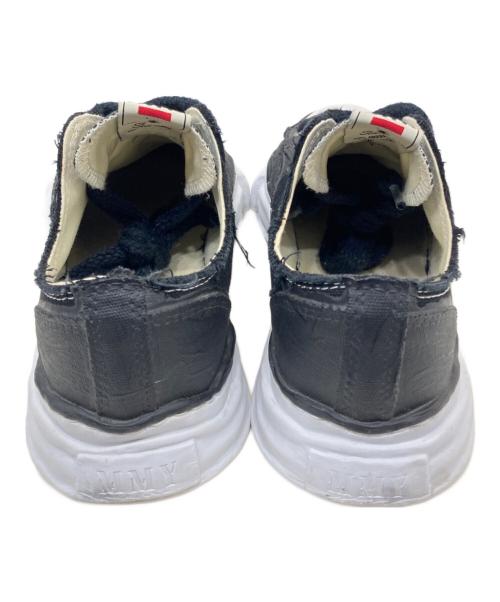 Maison MIHARA YASUHIRO（メゾン ミハラ ヤスヒロ）Maison MIHARA YASUHIRO (メゾン ミハラ ヤスヒロ) PETERSON ローカットキャンバススニーカー ブラック×ホワイト サイズ:43の古着・服飾アイテム