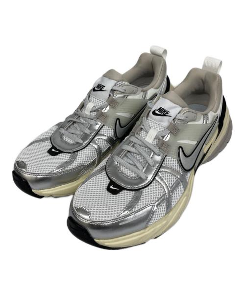 NIKE（ナイキ）NIKE (ナイキ) V2K RUN ホワイト×アイボリー サイズ:US10の古着・服飾アイテム