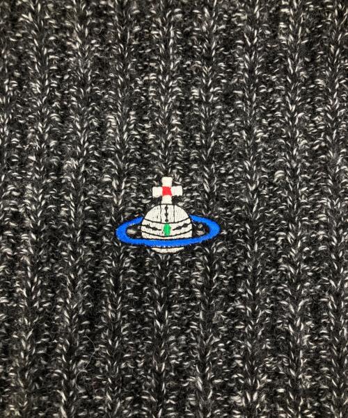 Vivienne Westwood man（ヴィヴィアン ウェストウッド マン）Vivienne Westwood man (ヴィヴィアン ウェストウッド マン) オーブ刺繍マフラー グレーの古着・服飾アイテム