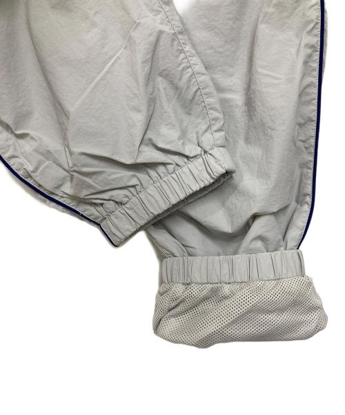 PALACE（パレス）PALACE (パレス) PIPED SHELL JOGGER パンツ グレー サイズ:XLの古着・服飾アイテム