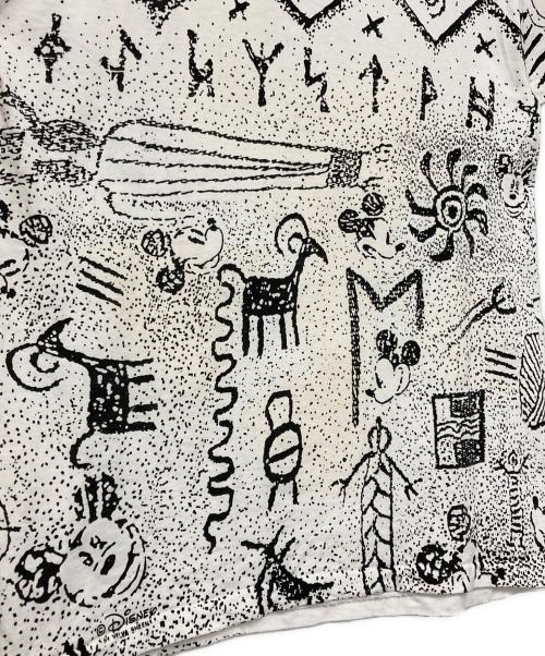 MICKEY UNLIMITED（ミッキー アンリミテッド）MICKEY UNLIMITED (ミッキー アンリミテッド) フルプリント ネイティブグラフィックTシャツ ホワイト サイズ:Mの古着・服飾アイテム