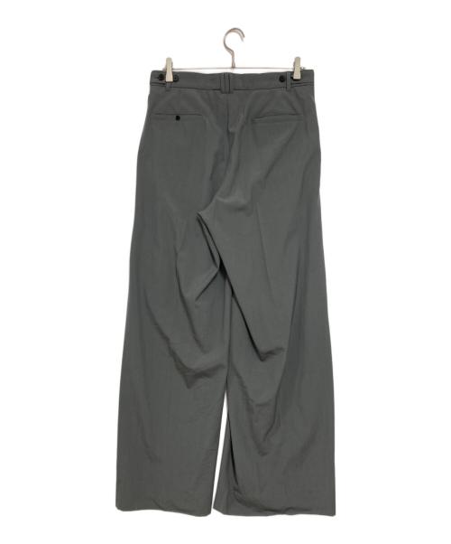 YOKE（ヨーク）YOKE (ヨーク) WOOL TROPICAL 3PLEATED WIDE―LEG TROUSERS グレー サイズ:3の古着・服飾アイテム