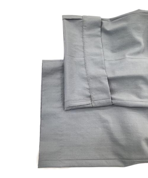 YOKE（ヨーク）YOKE (ヨーク) WOOL TROPICAL 3PLEATED WIDE―LEG TROUSERS グレー サイズ:3の古着・服飾アイテム