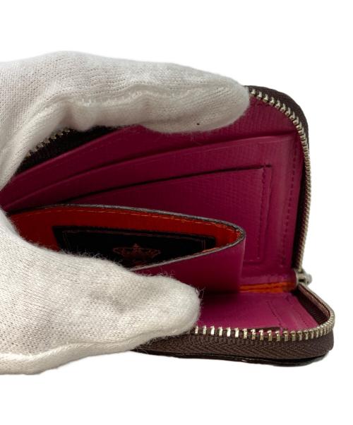 A.D.M.J.（エーディーエムジェイ）A.D.M.J. (エーディーエムジェイ) クロコ型押しL字ファスナーウォレット ベージュの古着・服飾アイテム