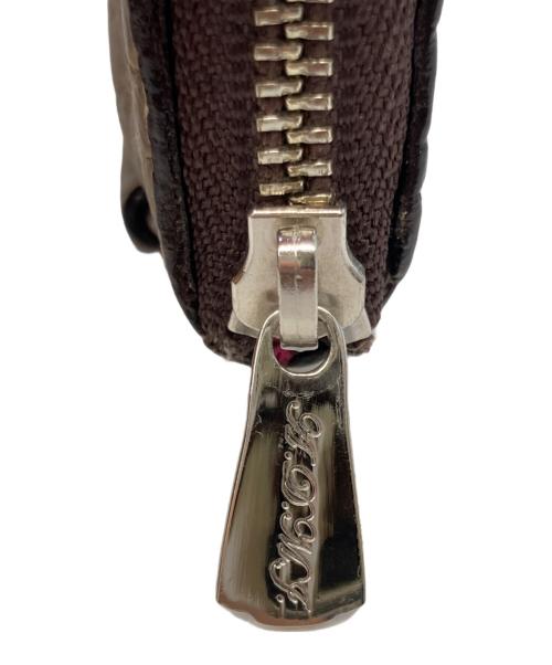 A.D.M.J.（エーディーエムジェイ）A.D.M.J. (エーディーエムジェイ) クロコ型押しL字ファスナーウォレット ベージュの古着・服飾アイテム