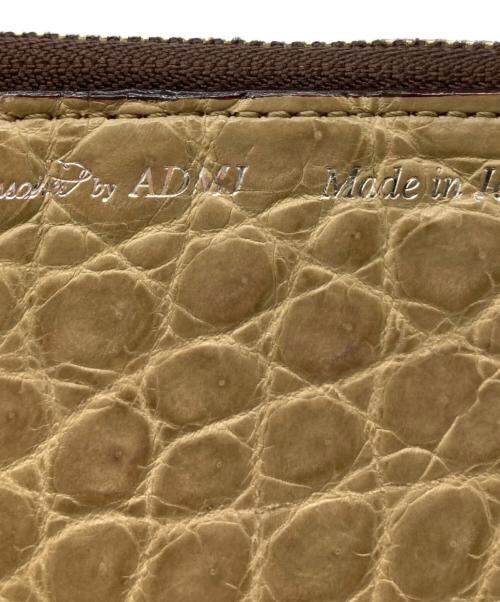 A.D.M.J.（エーディーエムジェイ）A.D.M.J. (エーディーエムジェイ) クロコ型押しL字ファスナーウォレット ベージュの古着・服飾アイテム