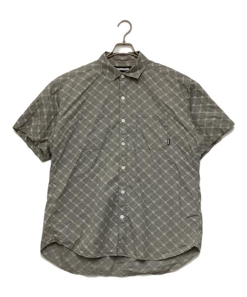 NEIGHBORHOOD（ネイバーフッド）NEIGHBORHOOD (ネイバーフッド) モノグラム ショートスリーブシャツ グレー サイズ:Mの古着・服飾アイテム