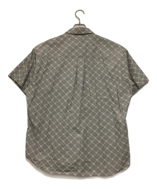 NEIGHBORHOOD（ネイバーフッド）NEIGHBORHOOD (ネイバーフッド) モノグラム ショートスリーブシャツ グレー サイズ:Mの古着・服飾アイテム