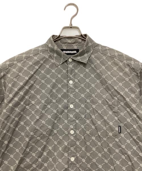 NEIGHBORHOOD（ネイバーフッド）NEIGHBORHOOD (ネイバーフッド) モノグラム ショートスリーブシャツ グレー サイズ:Mの古着・服飾アイテム