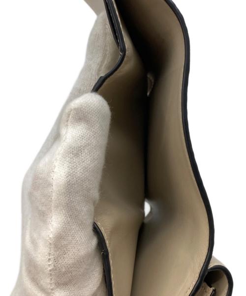 LOEWE（ロエベ）LOEWE (ロエベ) 3つ折り財布 ベージュの古着・服飾アイテム