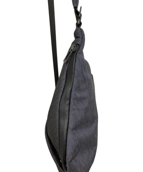 urbanature（アーバンネイチャー）urbanature (アーバンネイチャー) ボディーバッグ ネイビーの古着・服飾アイテム