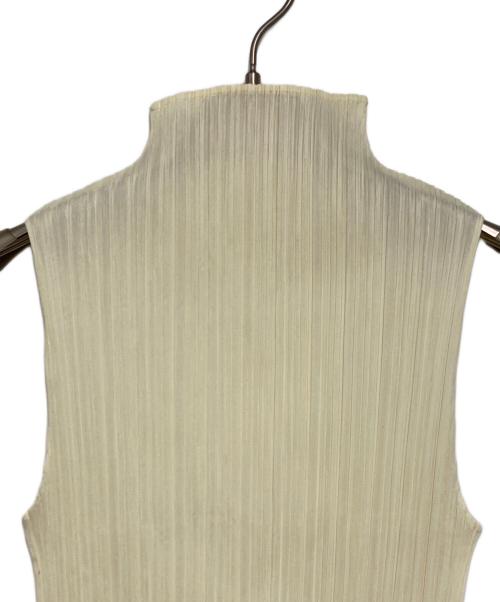PLEATS PLEASE（プリーツプリーズ）PLEATS PLEASE (プリーツプリーズ) プリーツノースリーブカットソー アイボリー サイズ:3の古着・服飾アイテム