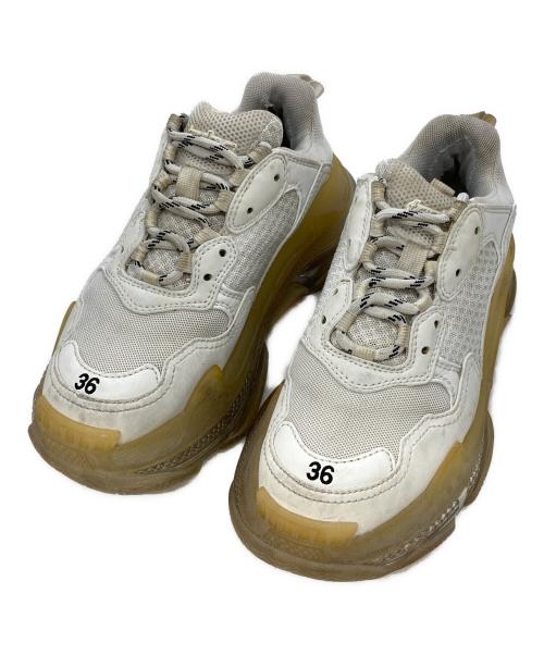 BALENCIAGA（バレンシアガ）BALENCIAGA (バレンシアガ) Triple S ホワイト×ベージュ サイズ:36の古着・服飾アイテム